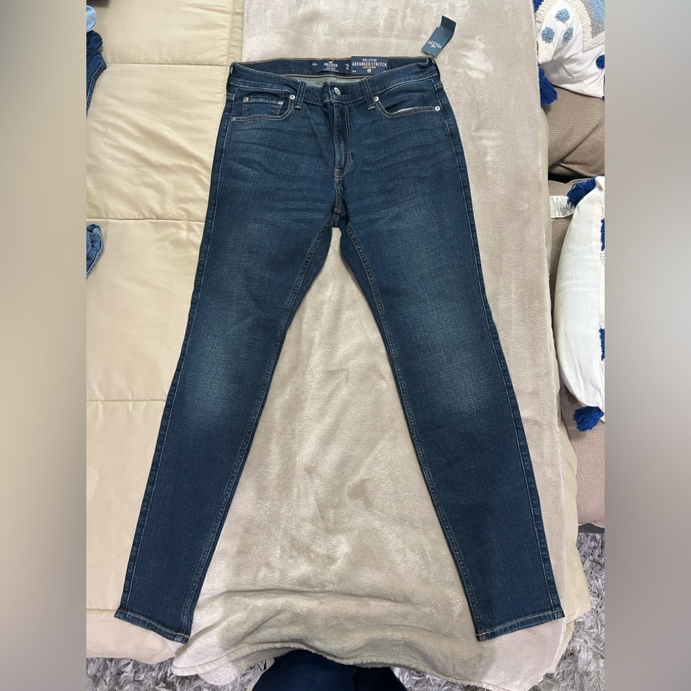 Hollister Advanced Stretch Super Skinny Jeans in Dark Blue
